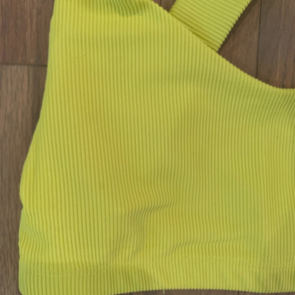 Onzie NWT Half Moon Bra - Picture 6 of 10